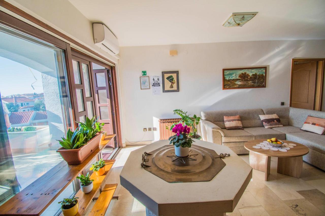 Apartments Grand & Plav In Krk Крк Екстер'єр фото