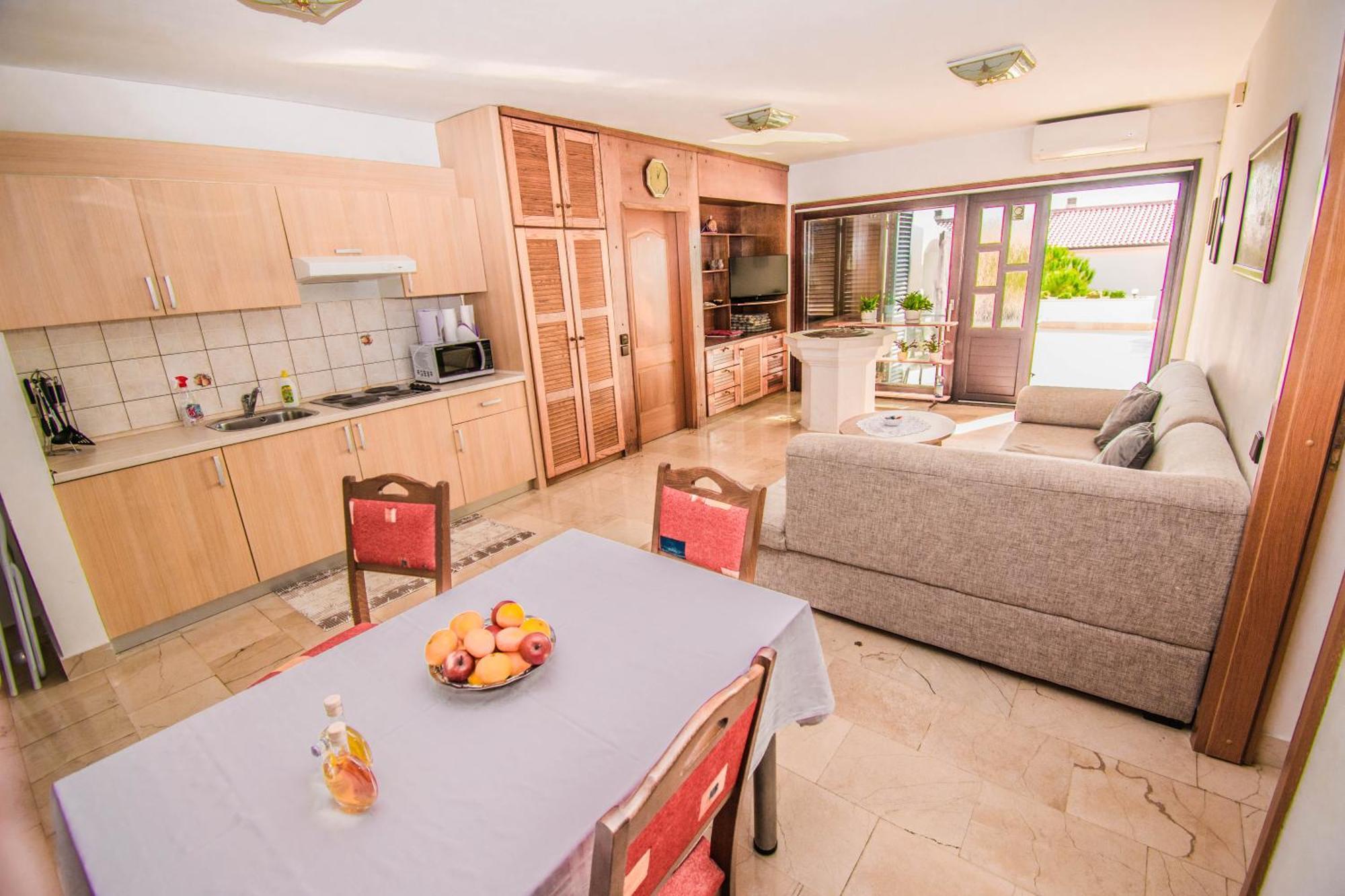 Apartments Grand & Plav In Krk Крк Екстер'єр фото